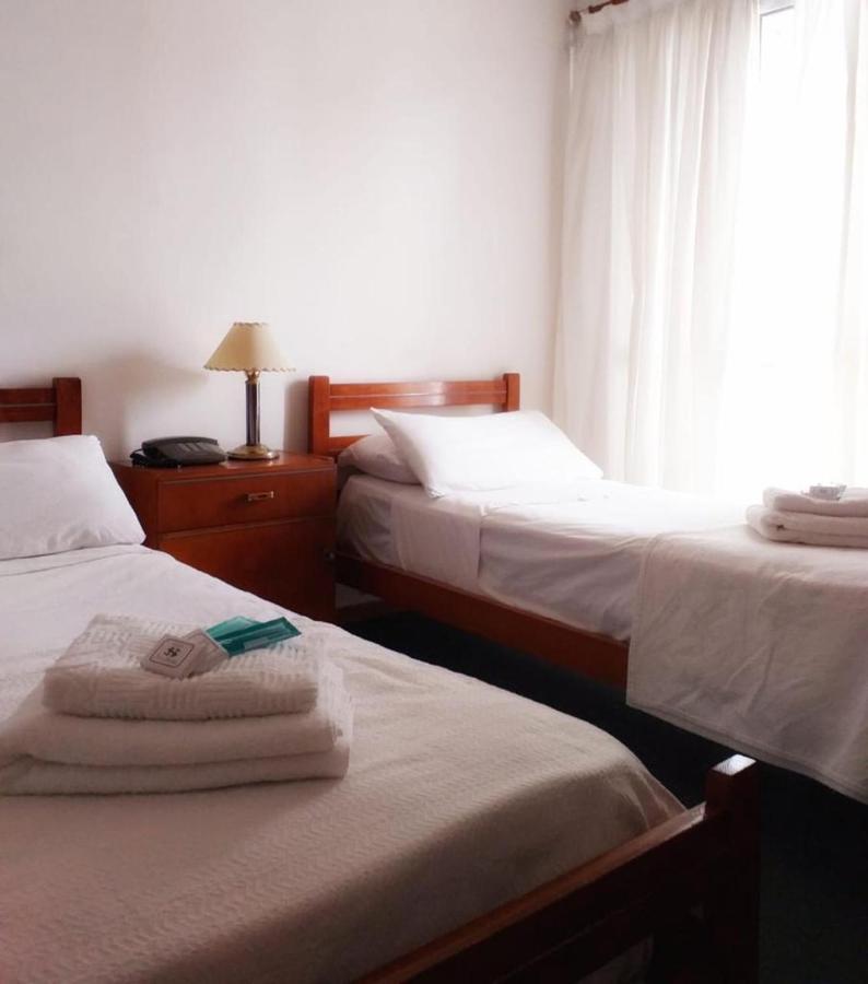 Hotel San Nicolas San Nicolás de los Arroyos エクステリア 写真
